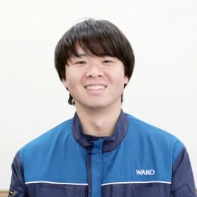 社員H.D