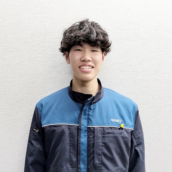 社員T.T